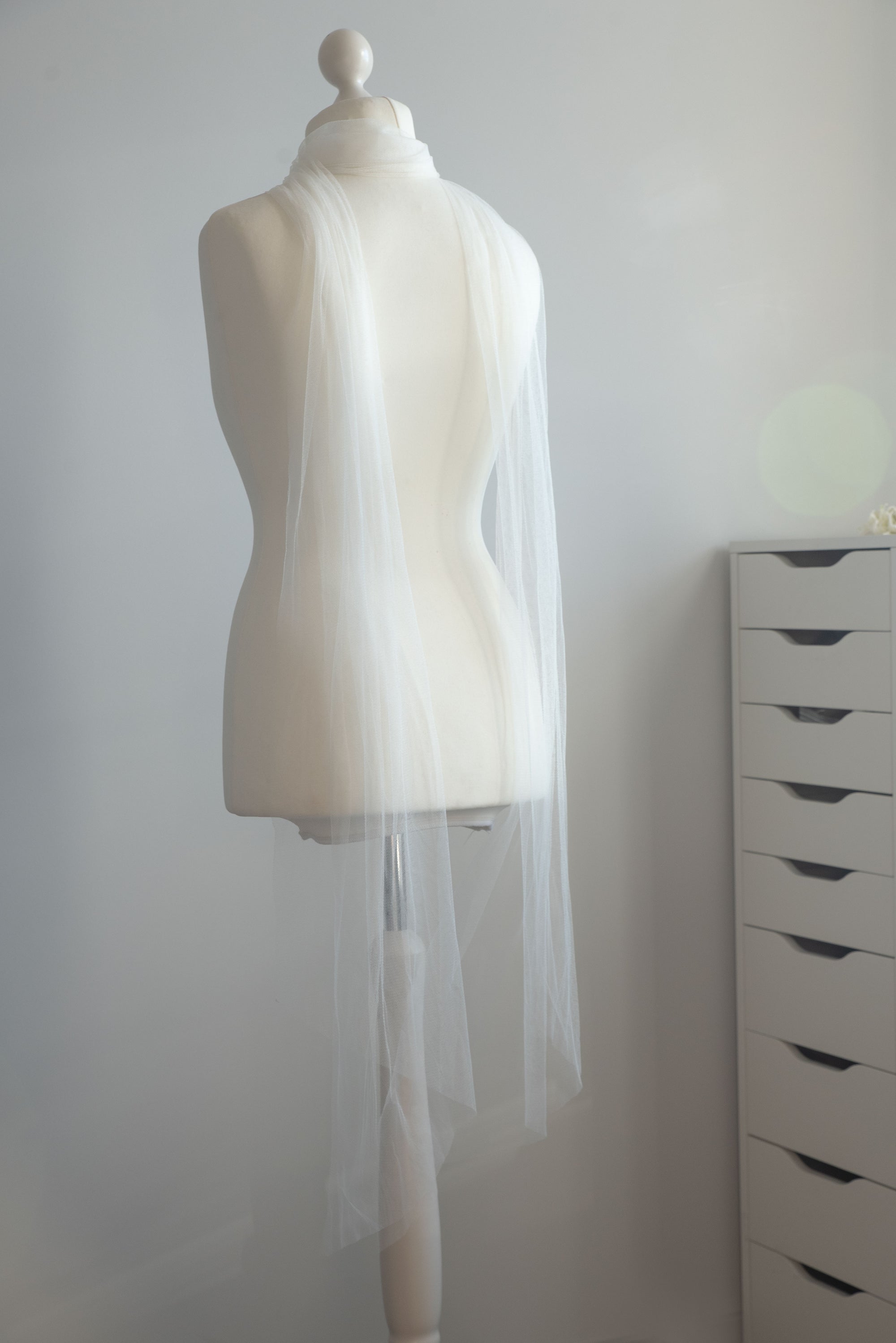 long tulle scarf ISI