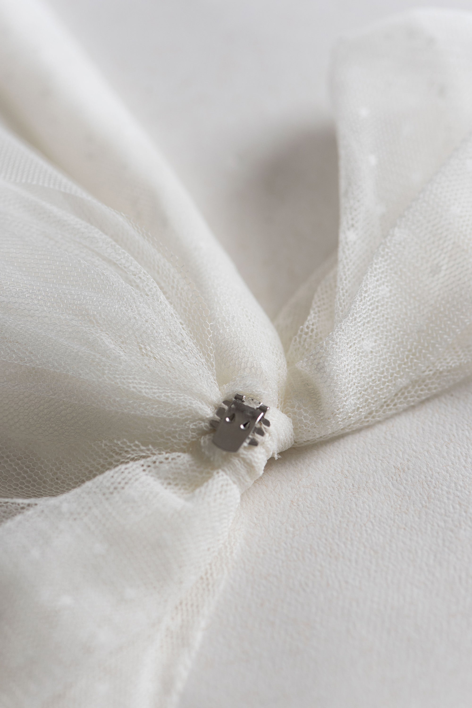PARIS – Detachable Bridal Cape Veil with Bows, Elegant Non-Veil Look for Modern Brides