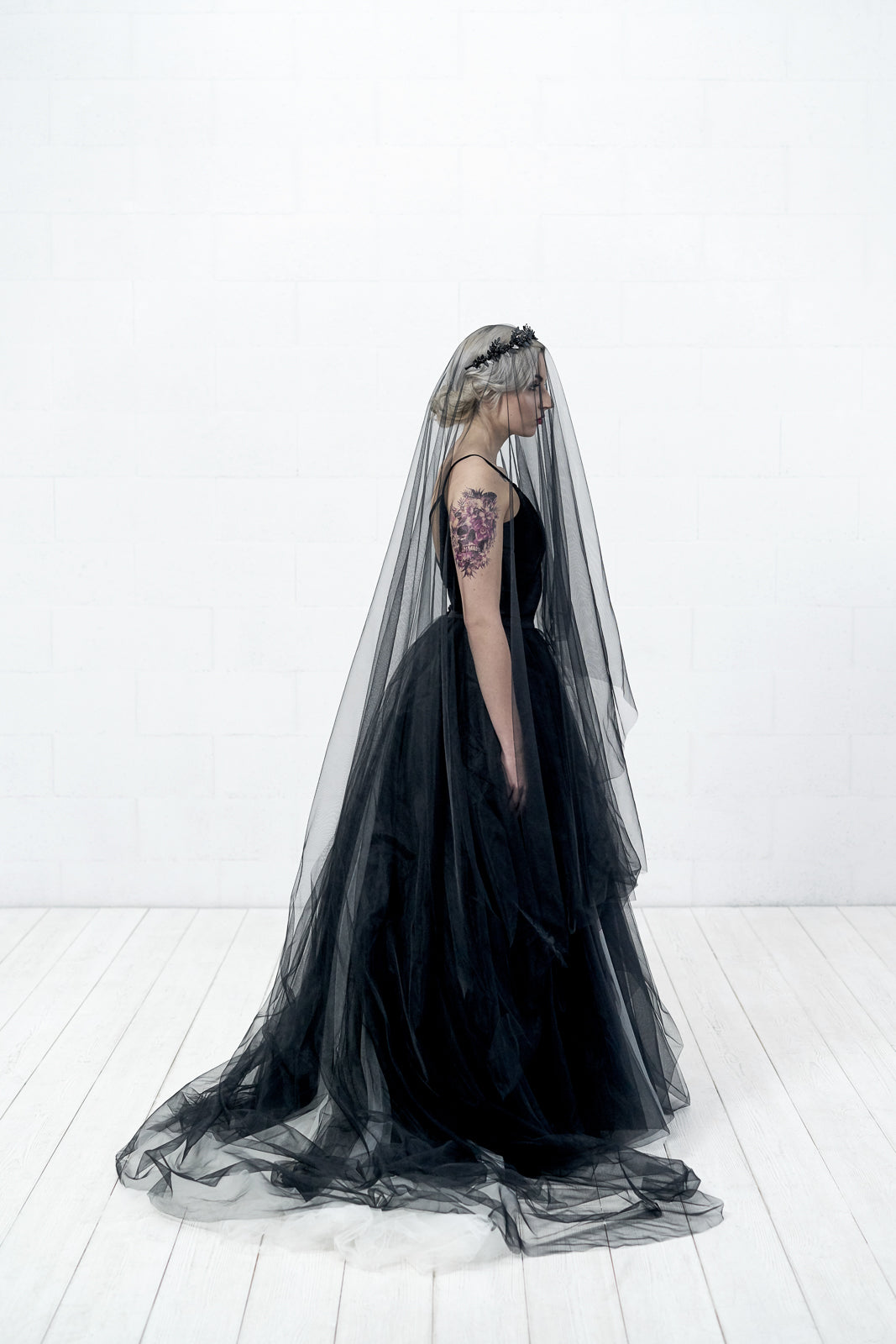 Bride wearing ALISSA black bridal veil – two-tier Italian tulle