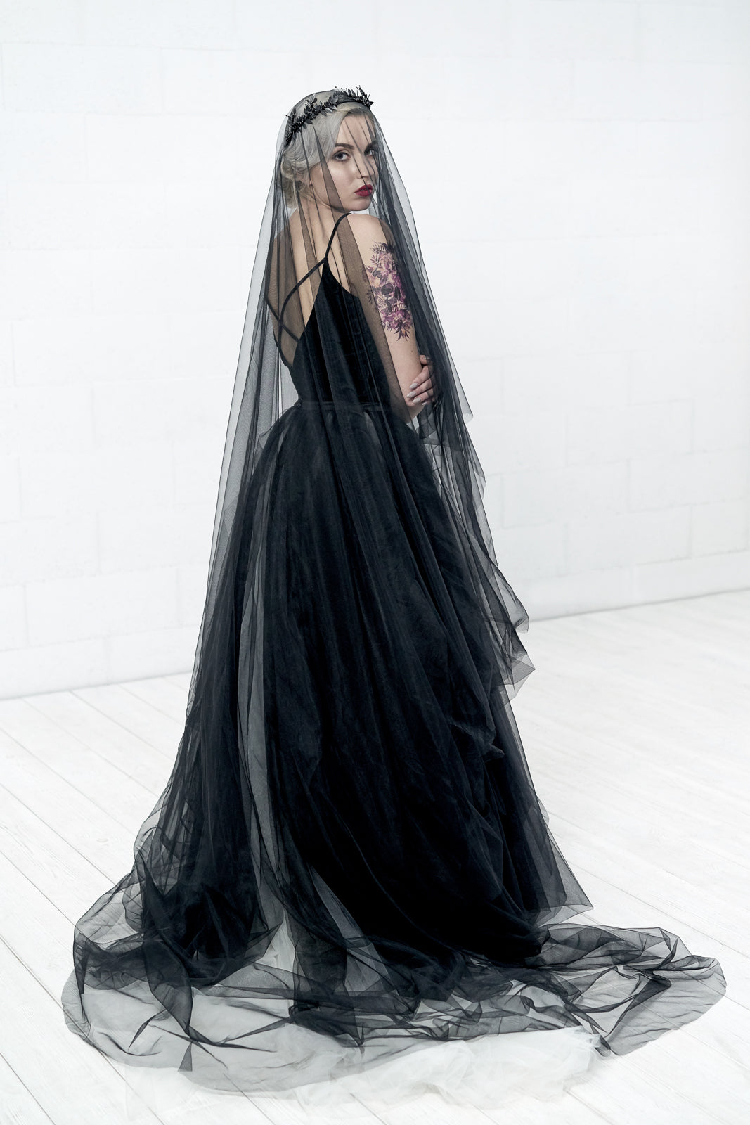 Alternative bride wearing black veil – ALISSA by FloralJewellery