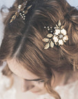 Gold floral hair pins - AGLAEA