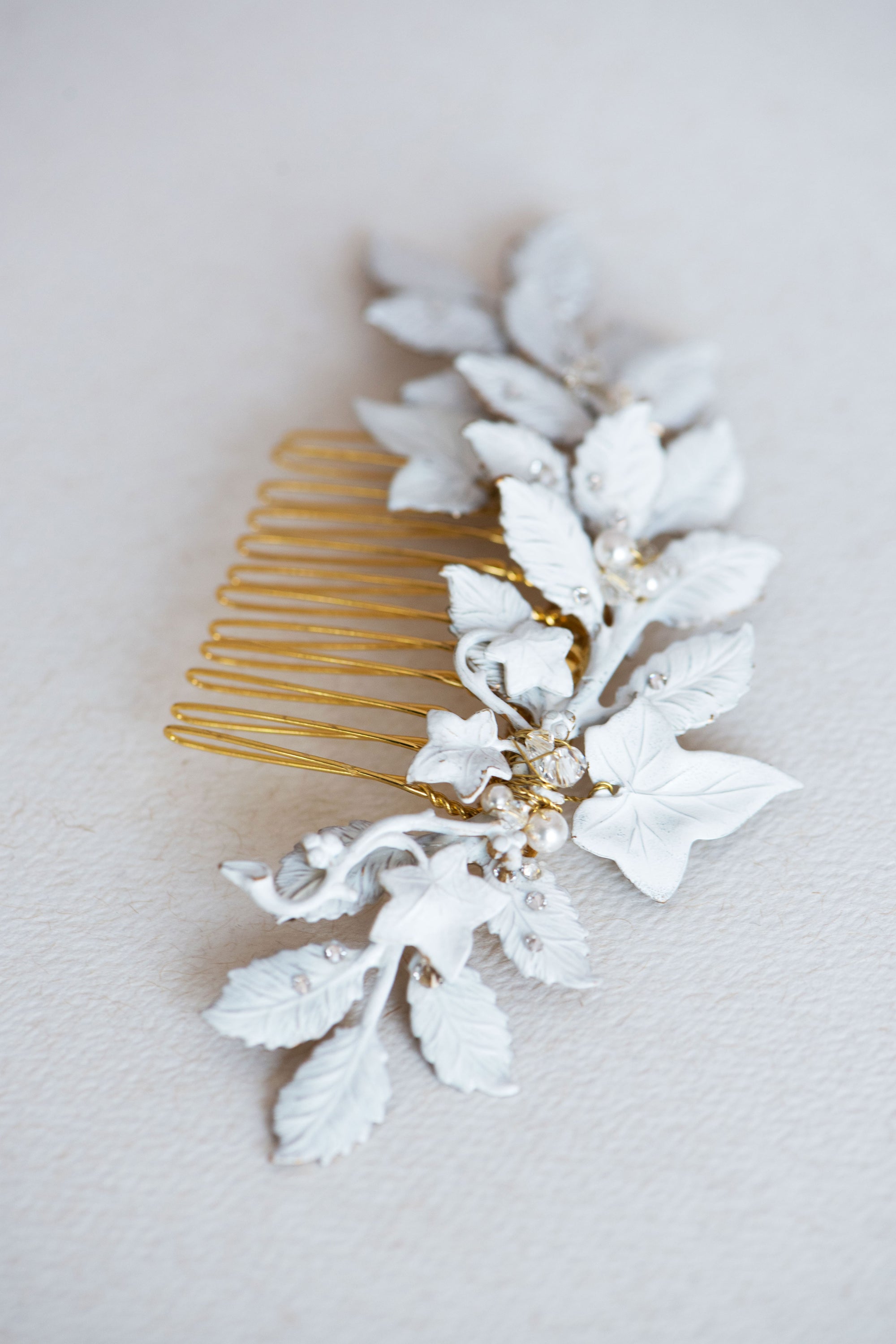 Leaf hair piece in white or ivory - MADLINE