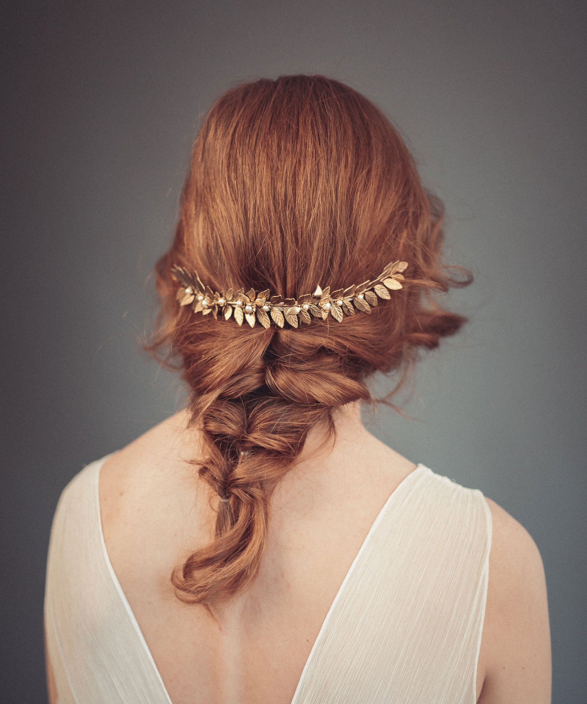 Grecian hairvine