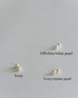 Handcrafted pearl and crystal bridal hair comb, available in gold or silver- ALBE
