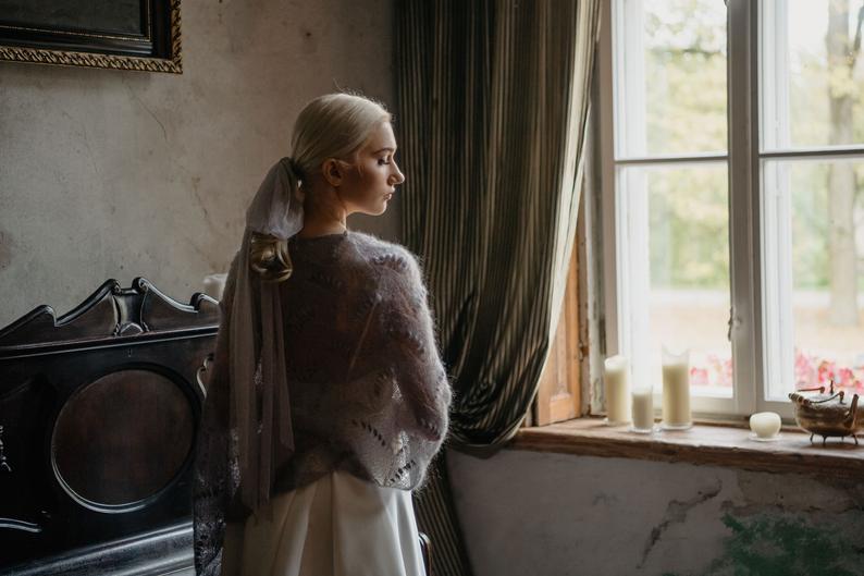 Romantic wedding look with TATIANA veil alternative