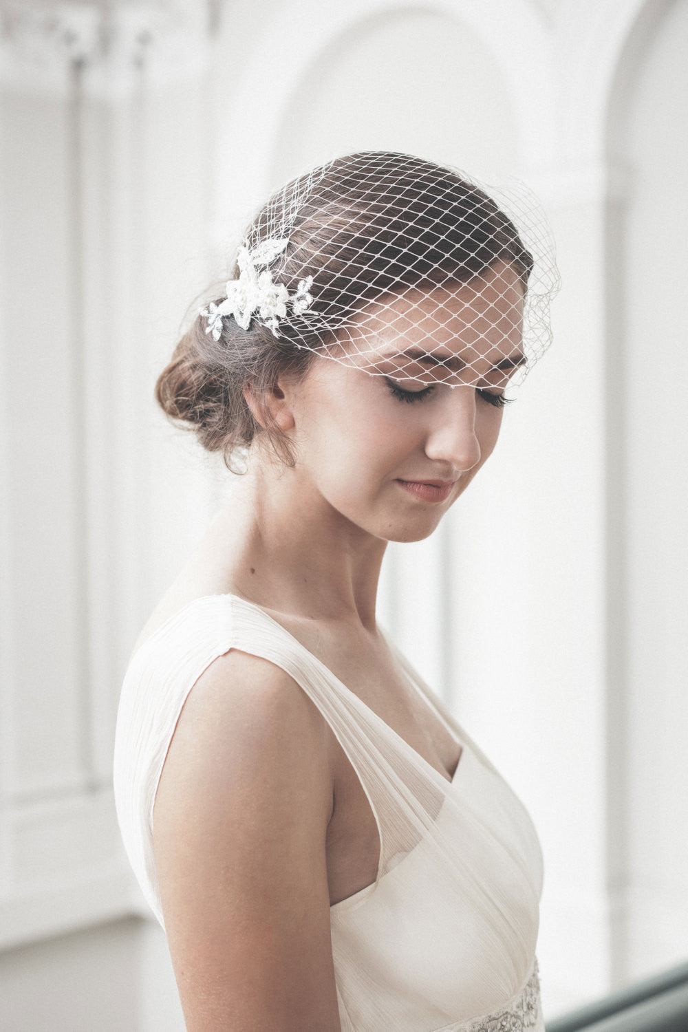 Birdcage veil - Ivory bridal veil - Vintage style bandeau veil - Birdcage veil with beaded lace