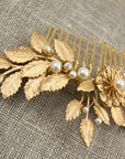 Flower and leaf hair comb