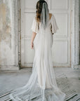 long bridal veil with pearls