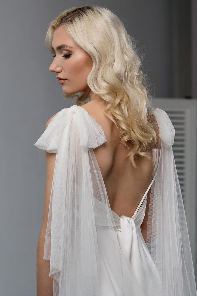 Bridal cape with bow - PARIS