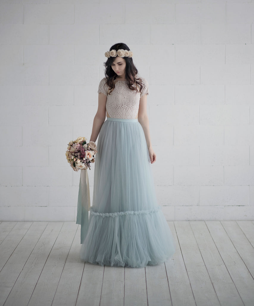 Beige bridal floral crown