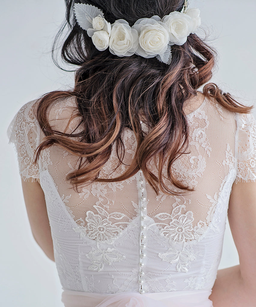 Bridal floral headpiece