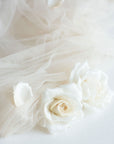 Bridal petal veil and rose flowers hair pin set - ILZE