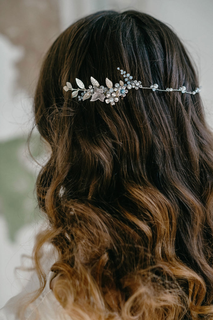 bridal hair vine with flowers