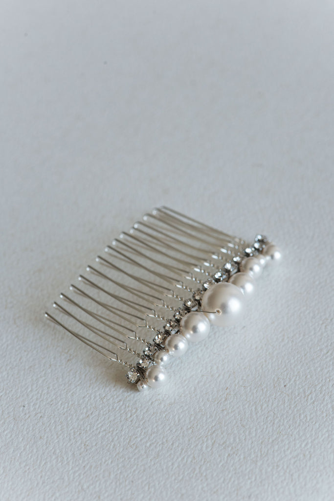 wedding pearl hair comb  silver 