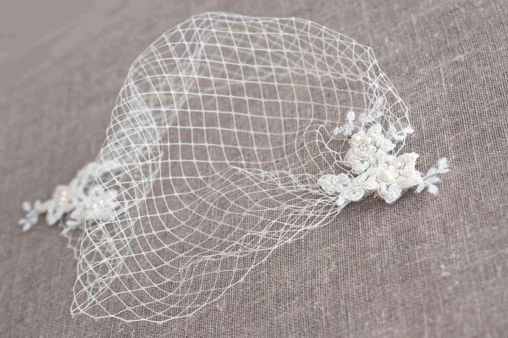 Birdcage veil - Ivory bridal veil - Vintage style bandeau veil - Birdcage veil with beaded lace