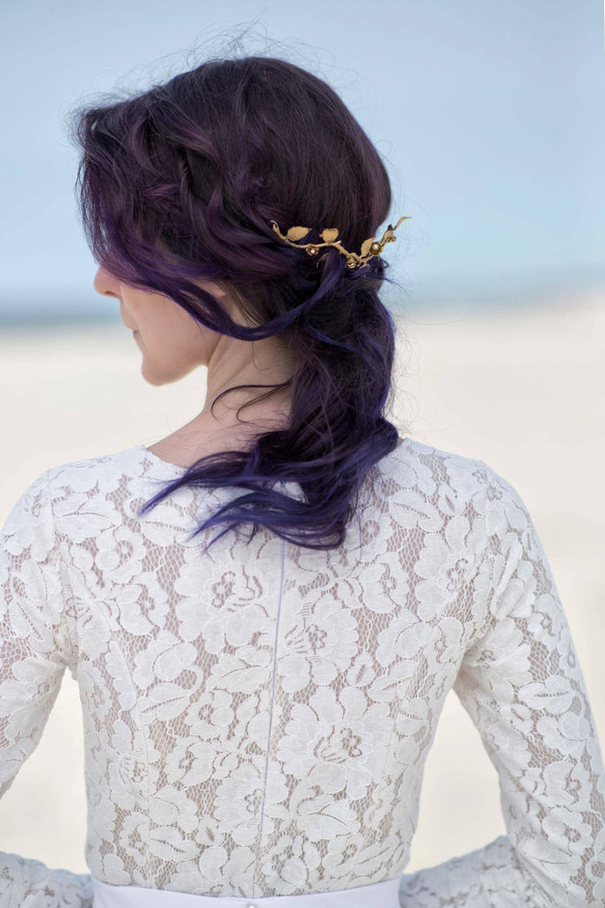 Bridal hair vine -  Boho wedding headpiece - Gold wedding hairpiece - Gold leaf hair vine - Wedding headband - Bridal headband